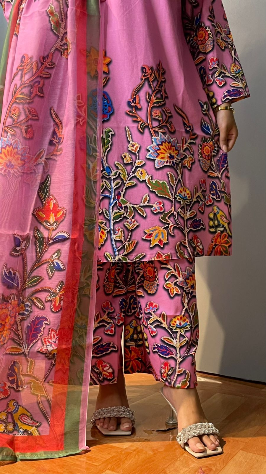 Orchid Premium Silk 3pcs with Texture Dupatta - Image 4